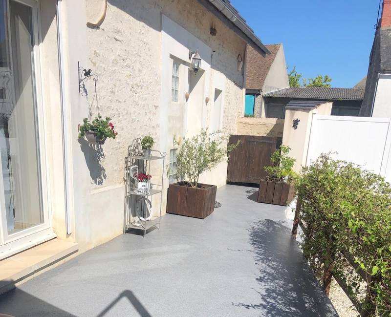 Résine pailletée gris clair à Carquefou