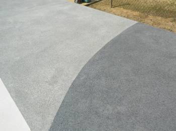 Béton drainant avec joints courbés