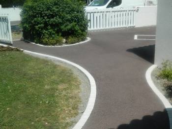 Allée de jardin en béton la rochelle