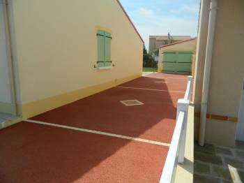 Allée de garage en béton poreux