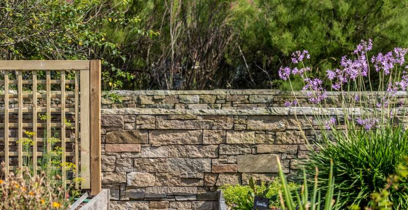 Réalisation en pierre naturelle dans la région de Saint-Martin-De-Ré