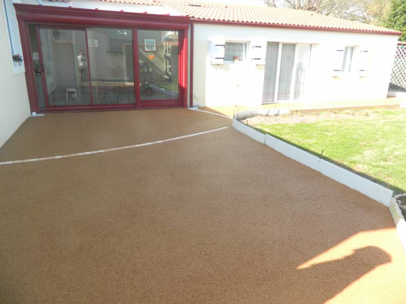 Terrasse en béton poreux vendée