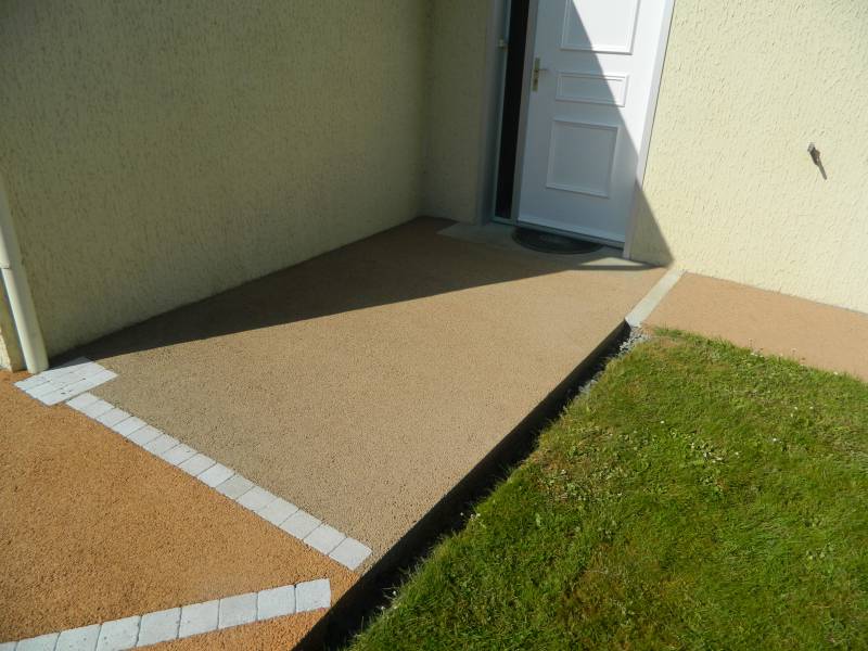 Allée piétonne en béton vendée