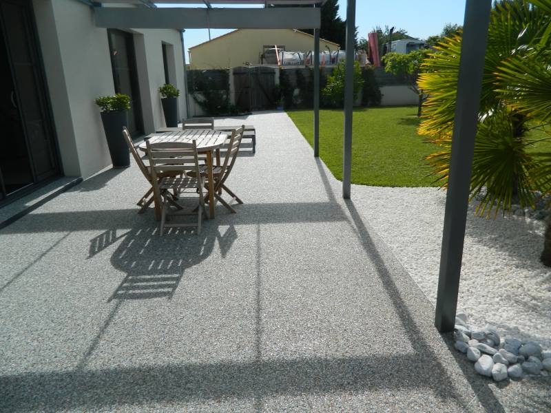 Terrasse en marbre résine en vendée