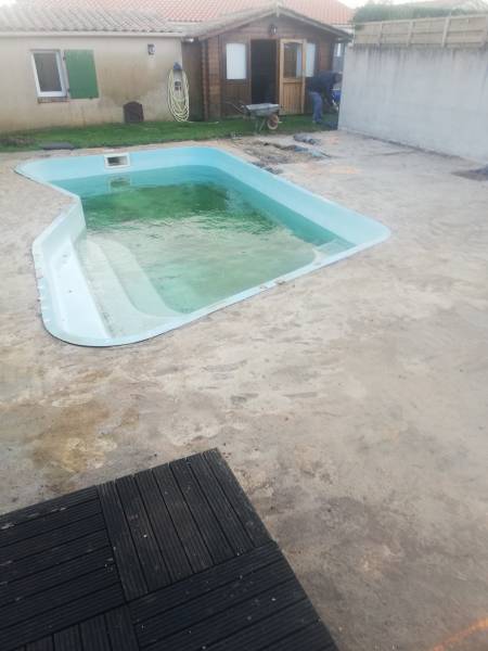Plage piscine en Résine drainante LES SABLES D'OLONNES (85)