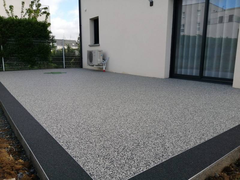 Revagom Granit foncé à Carquefou