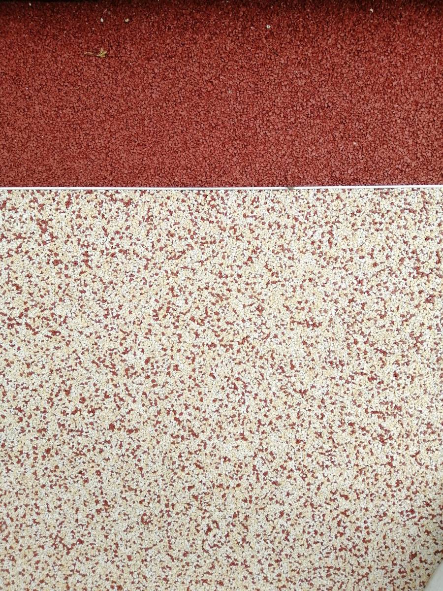 Résine Souple Revagom rouge à Brem sur mer