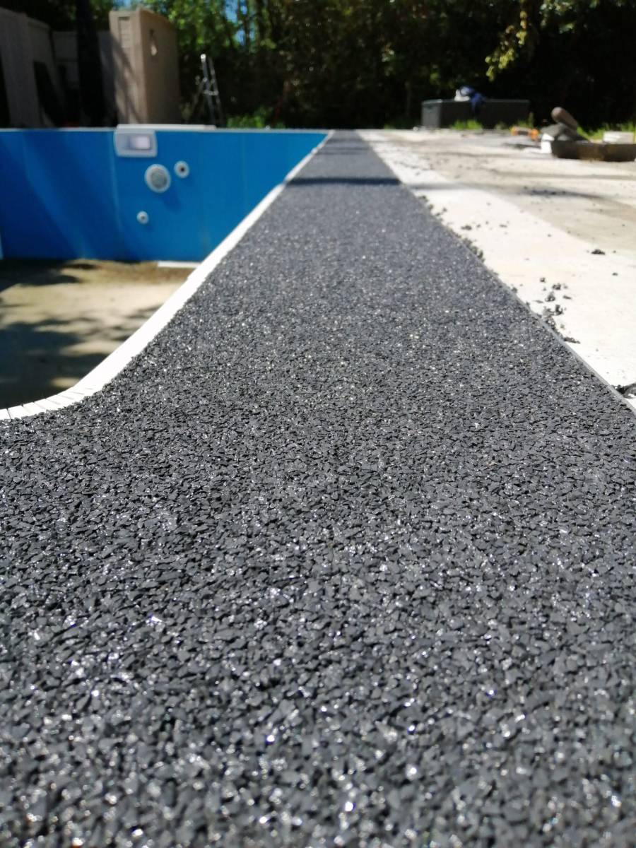 Résine Souple Revagom noir aux Herbiers