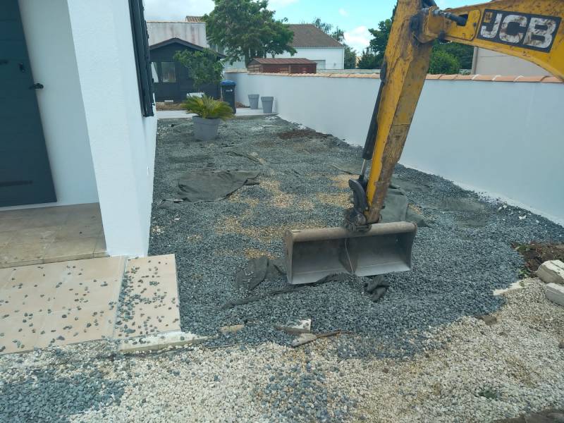 Terrassement pour les graviers 