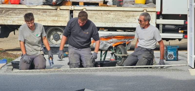 Pose de la moquette de gomme Luçon