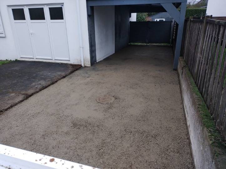 Compactage pour la pose de gravier stabilisé 