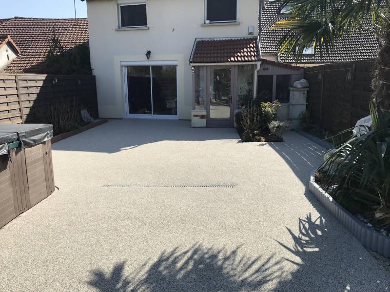 Résine Souple Revagom sable à Bouaye