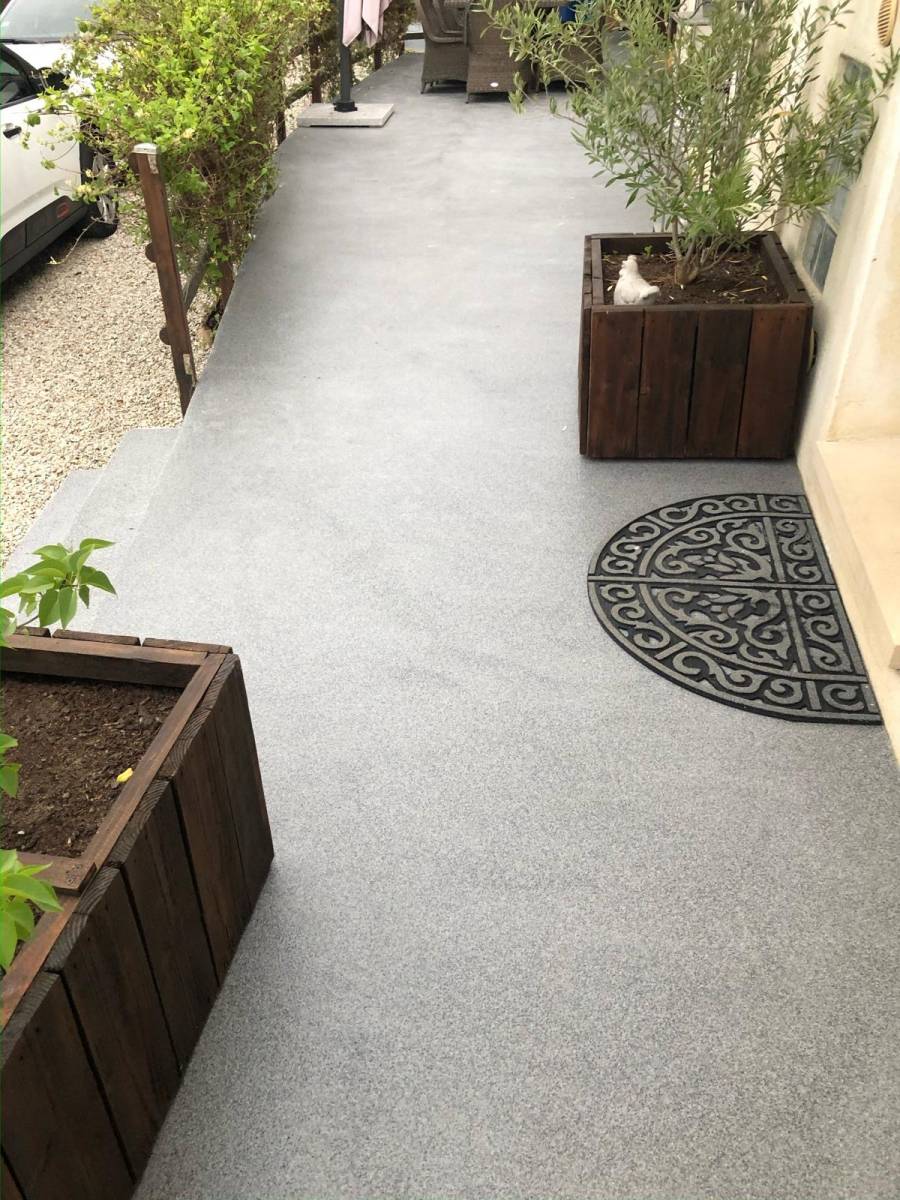 Aménagement extérieur en résine en Pays de loire